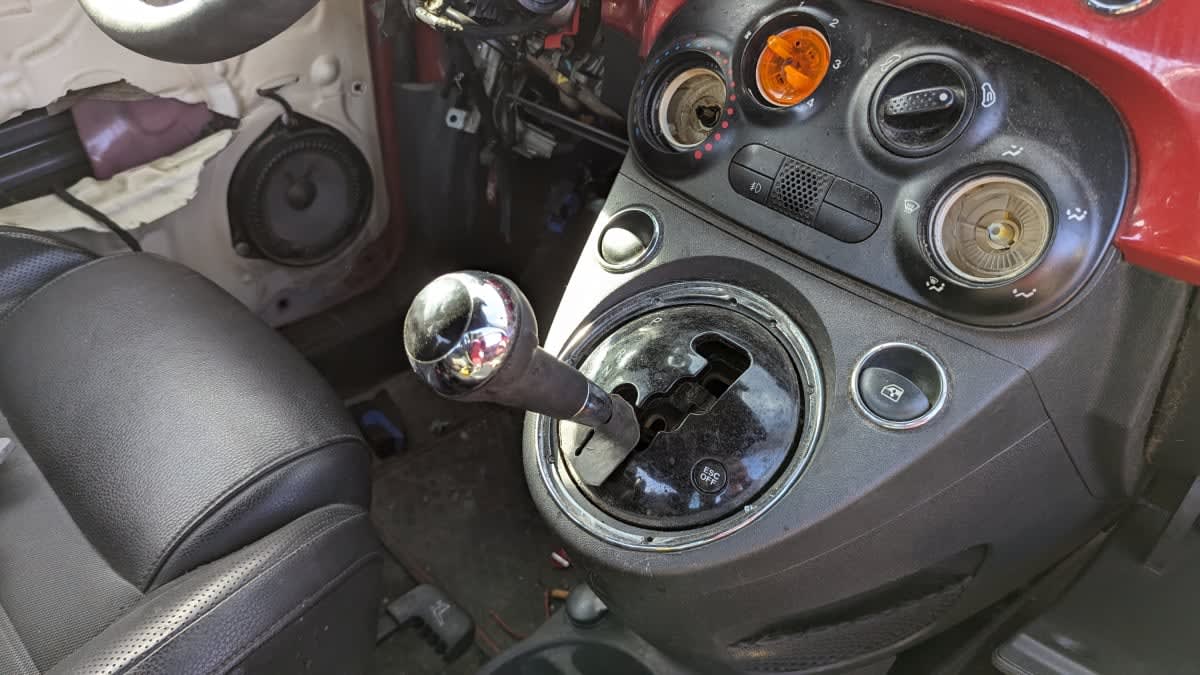 Junkyard Gem: 2012 Fiat 500 Sport - Autoblog